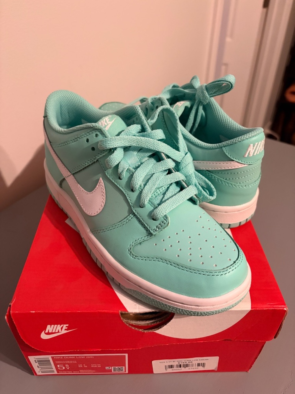 NWB - Nike Dunk Low - Emerald Rise (size 7 women’s/5.5 Y)